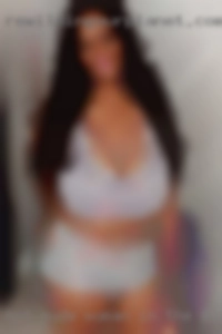 hot nude woman in the beach