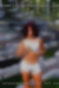 VenessaPreddy1963 hot nude woman in the beach